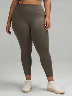 Lululemon Wunder Train High-Rise
Tight 25"